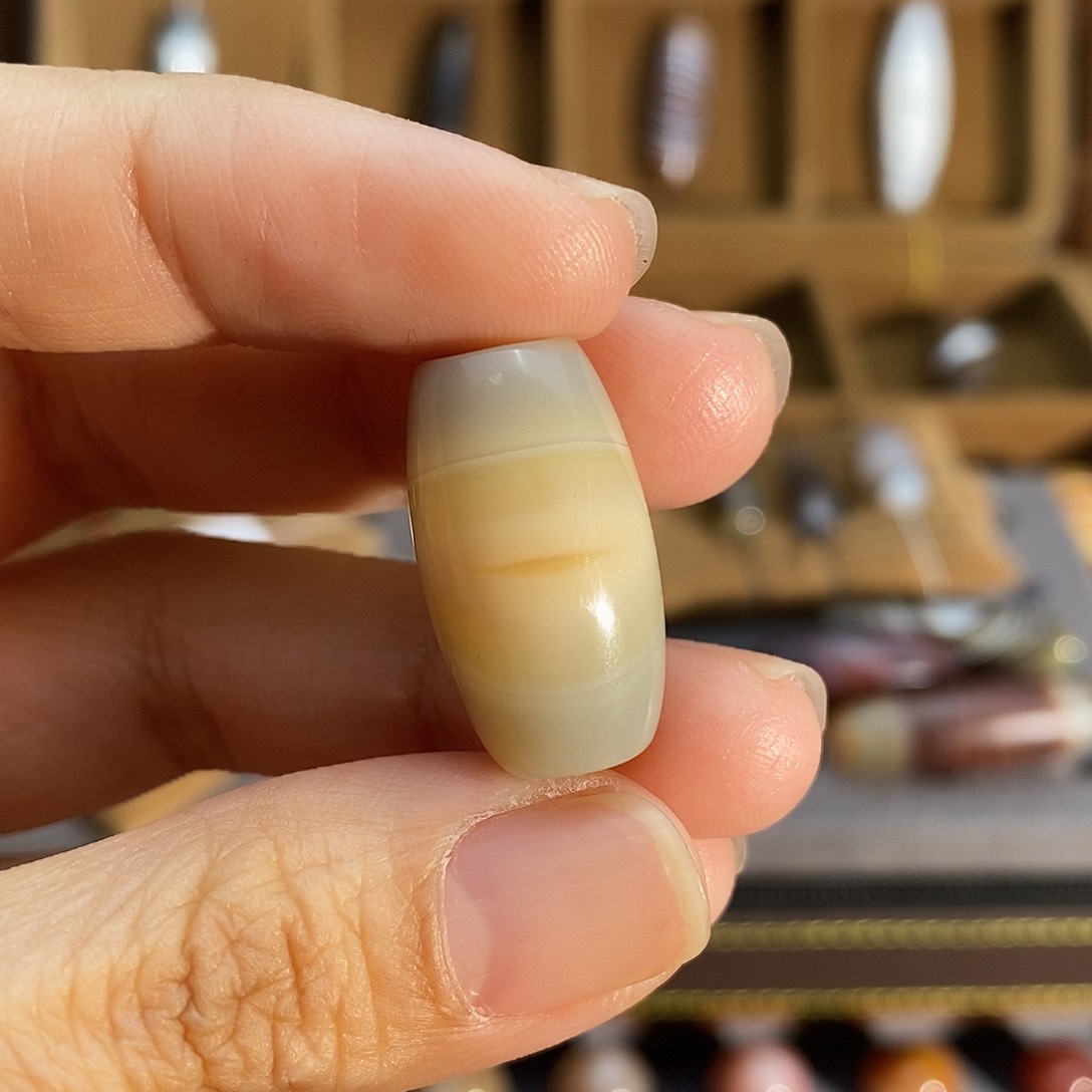 玛瑙/玉髓颈饰未镶嵌小*提