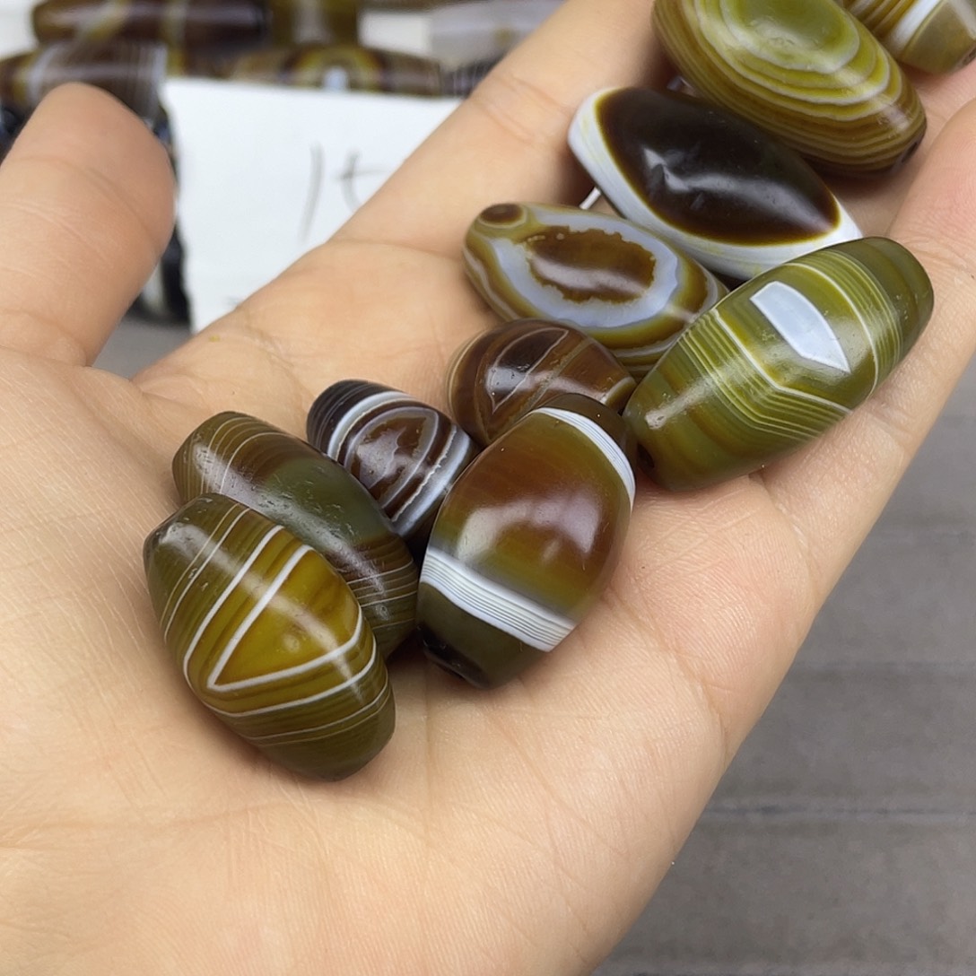 诚***玉玛瑙/玉髓散珠缠丝玛瑙