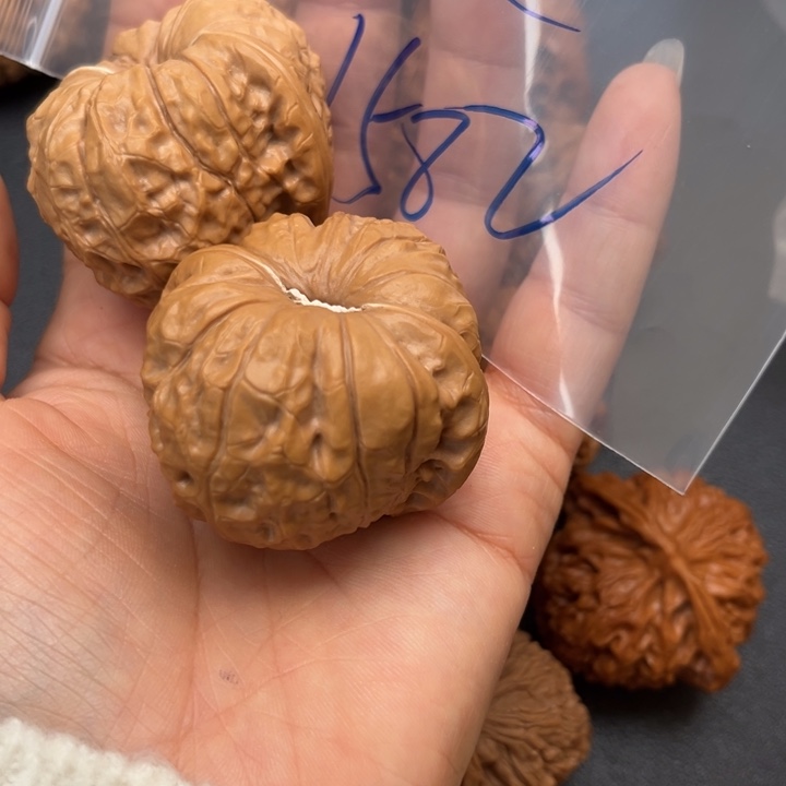 隐***城吊坠桃核46南瓜墩