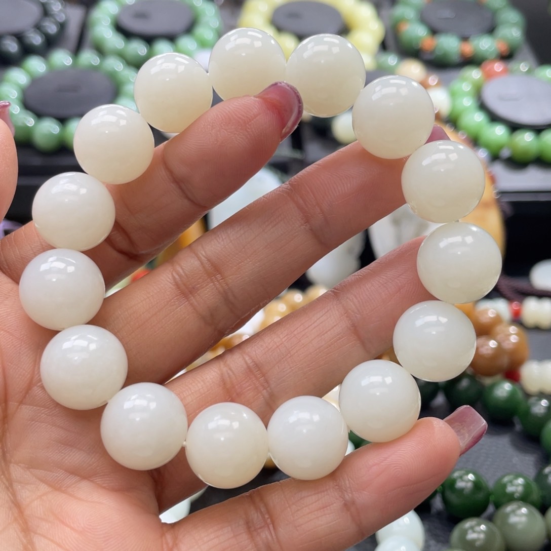 和田玉手串未镶嵌