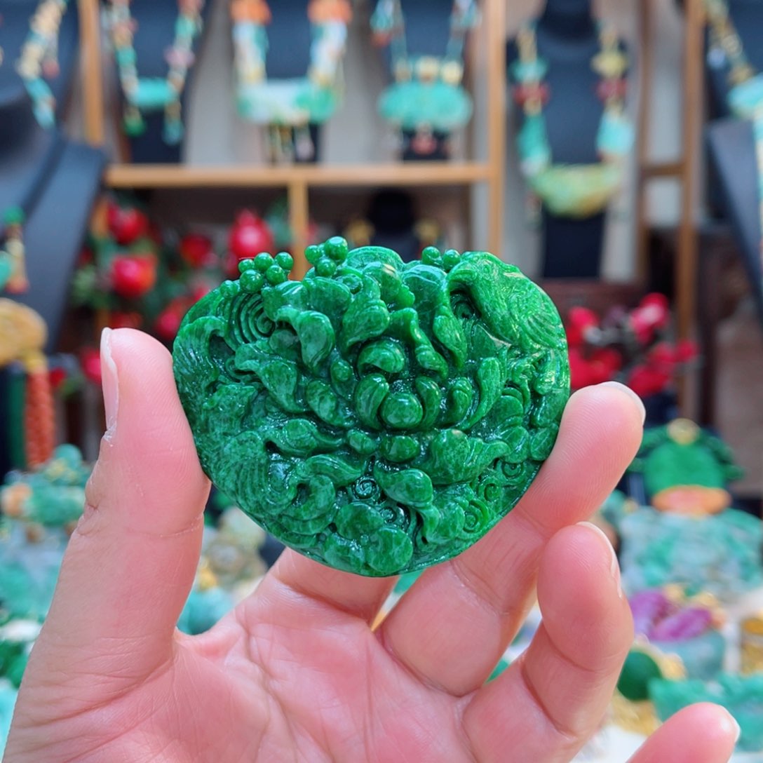 翡翠颈饰未镶嵌48小时鉴赏期