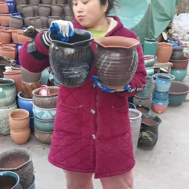 红陶瑕疵两个盆子