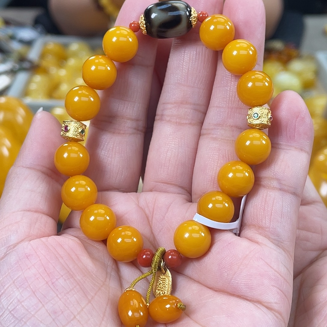 琥珀未镶嵌裸石h30