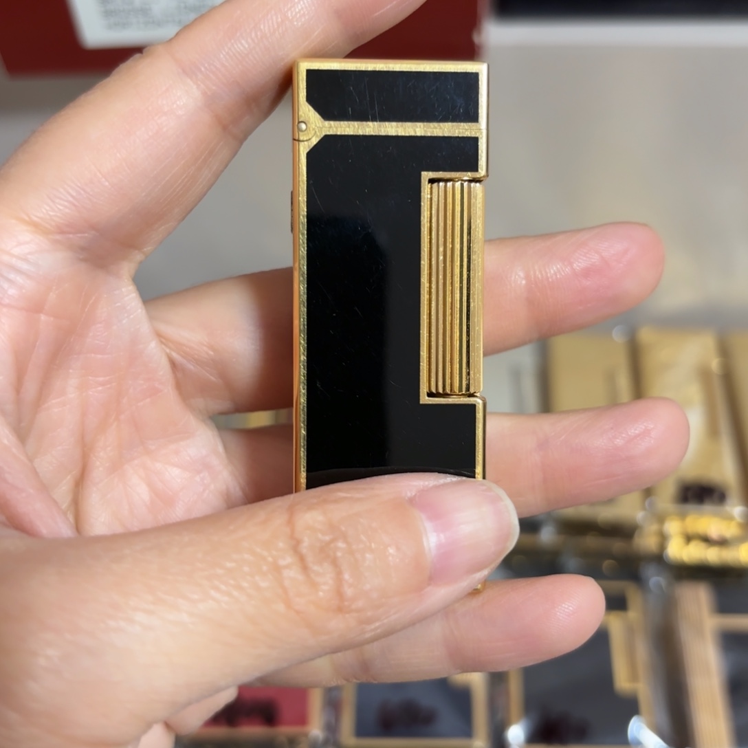 都登卡中古打火机