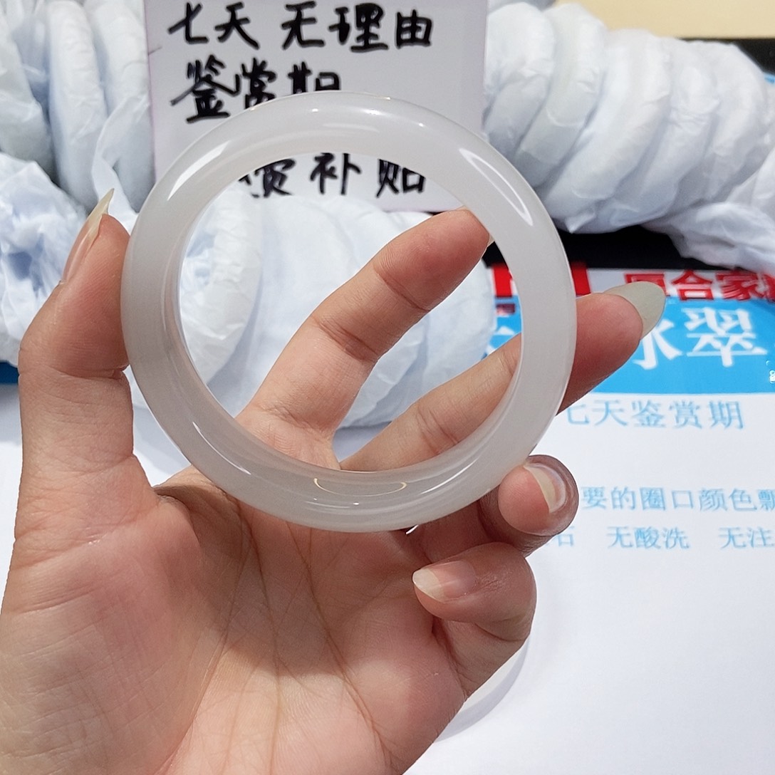 石英质玉手镯未镶嵌304-60.5