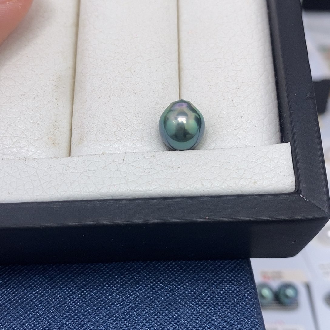 未镶嵌海水珍珠耳饰9.5mm孔雀绿