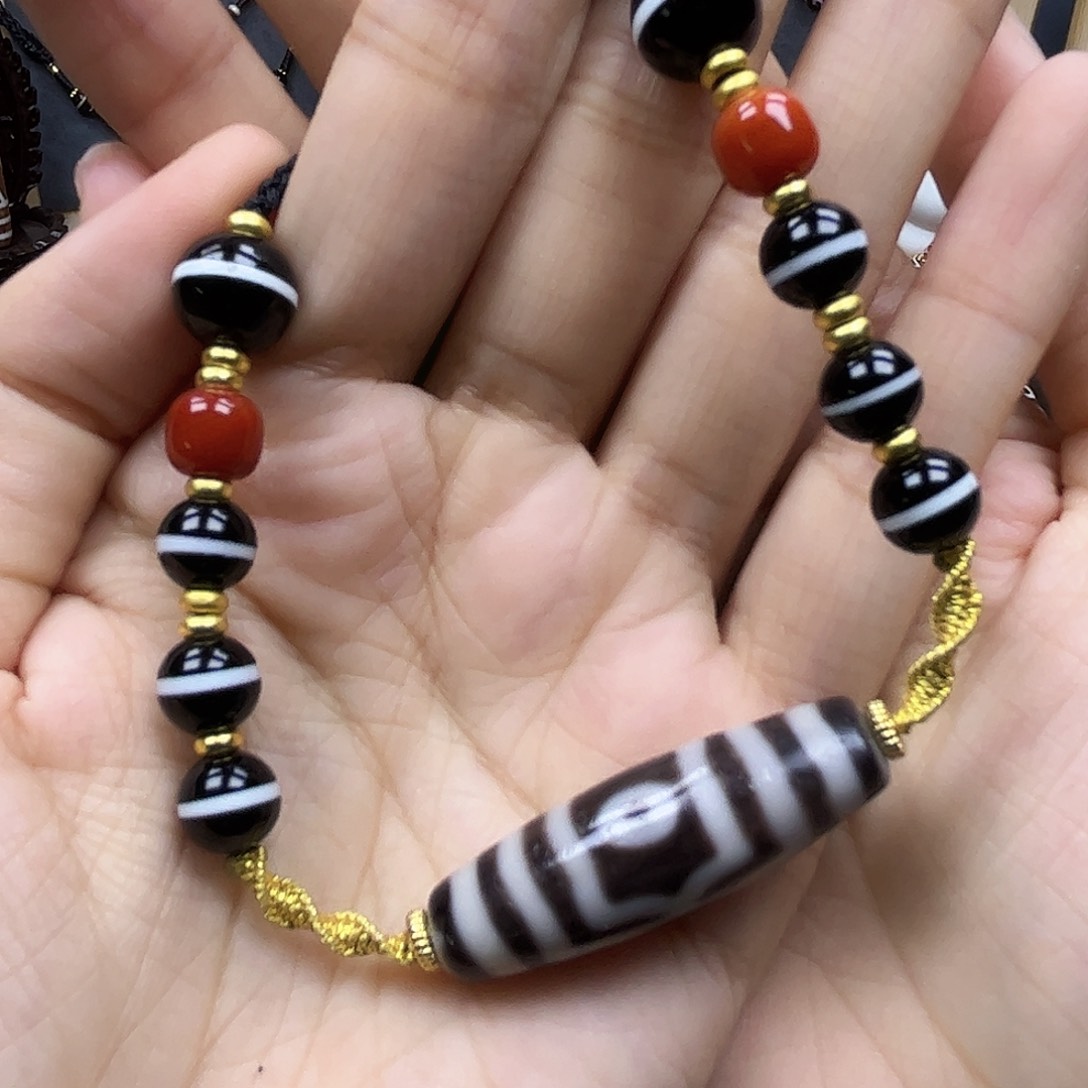 玛瑙/玉髓颈饰未镶嵌