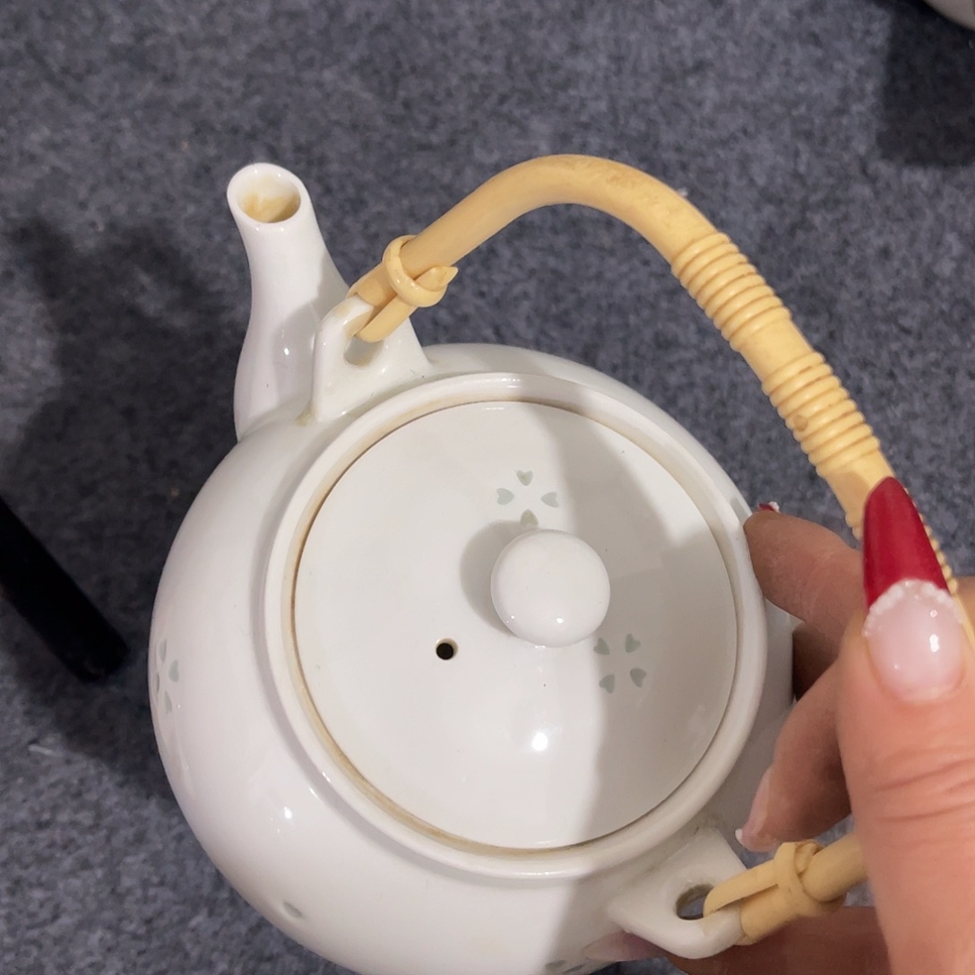 瓷片语**麻嗯！羽毛球等活动为代表作品