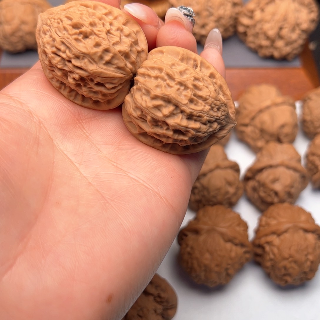 文玩核桃把件金牛34