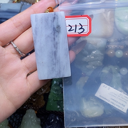 和田玉和田玉边角料随机发未镶嵌