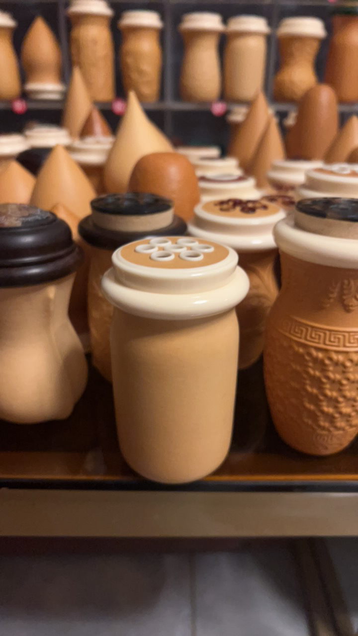 精品蝈蝈素手雷器型七眼包墙口盖