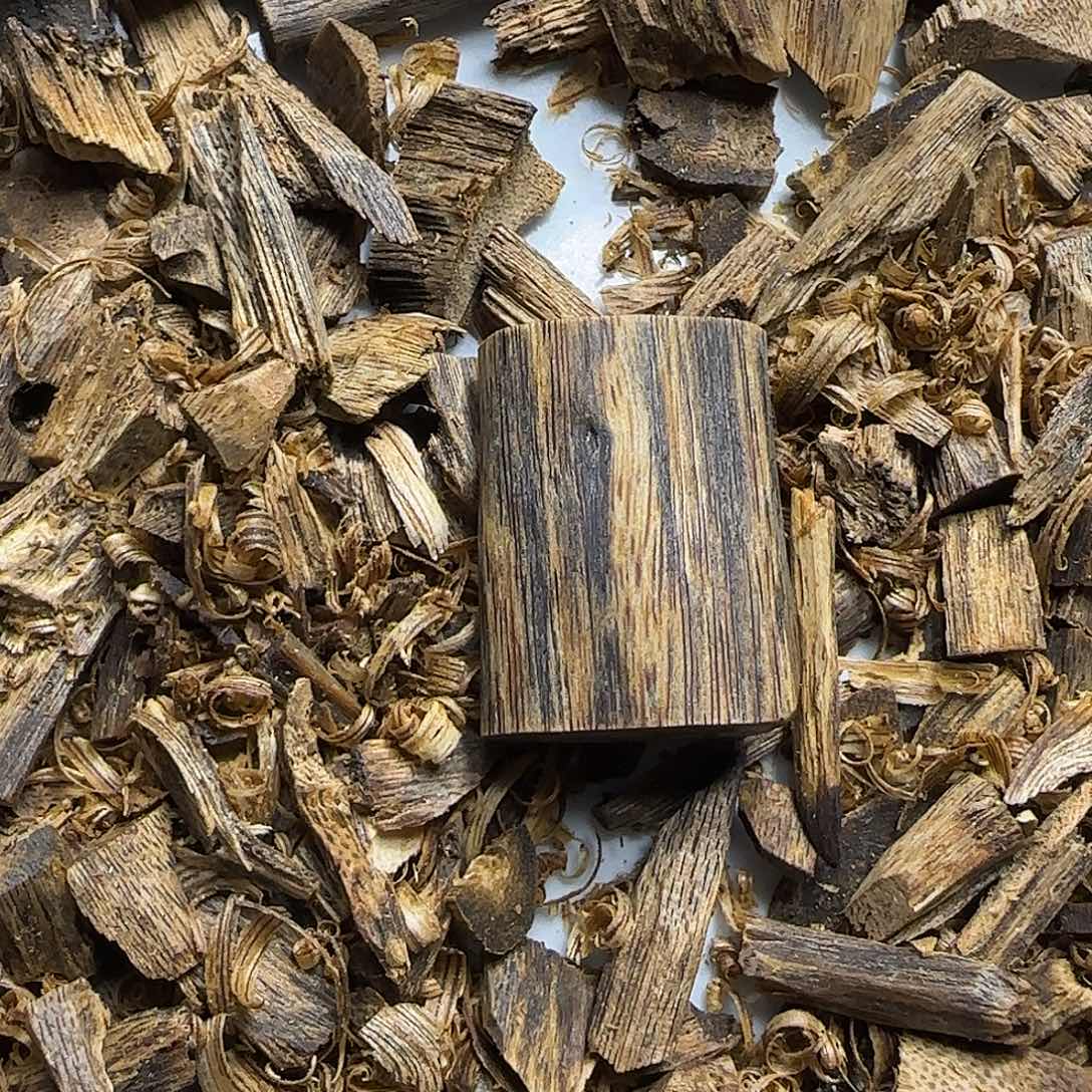 沉香沉香碎屑原汁原味