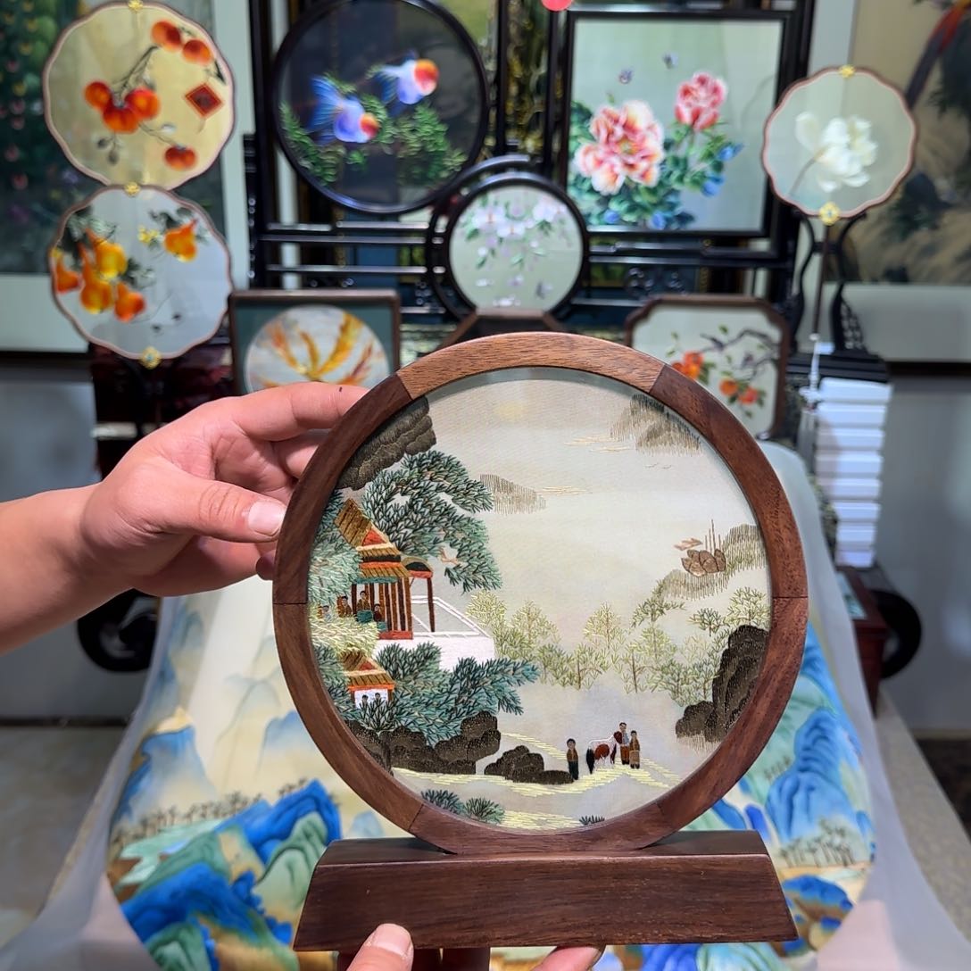 刺绣刺绣工艺精湛311