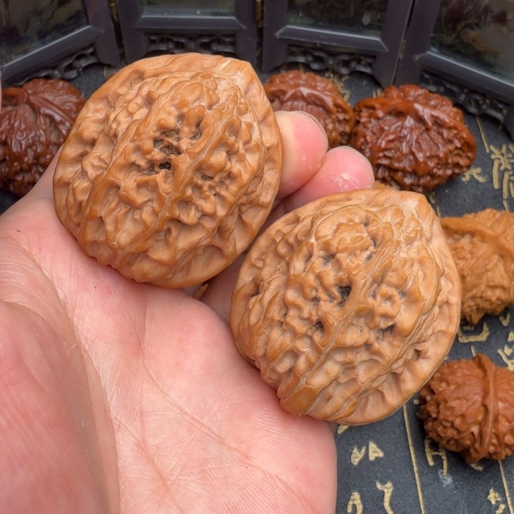 文玩核桃吊坠凤凰台42