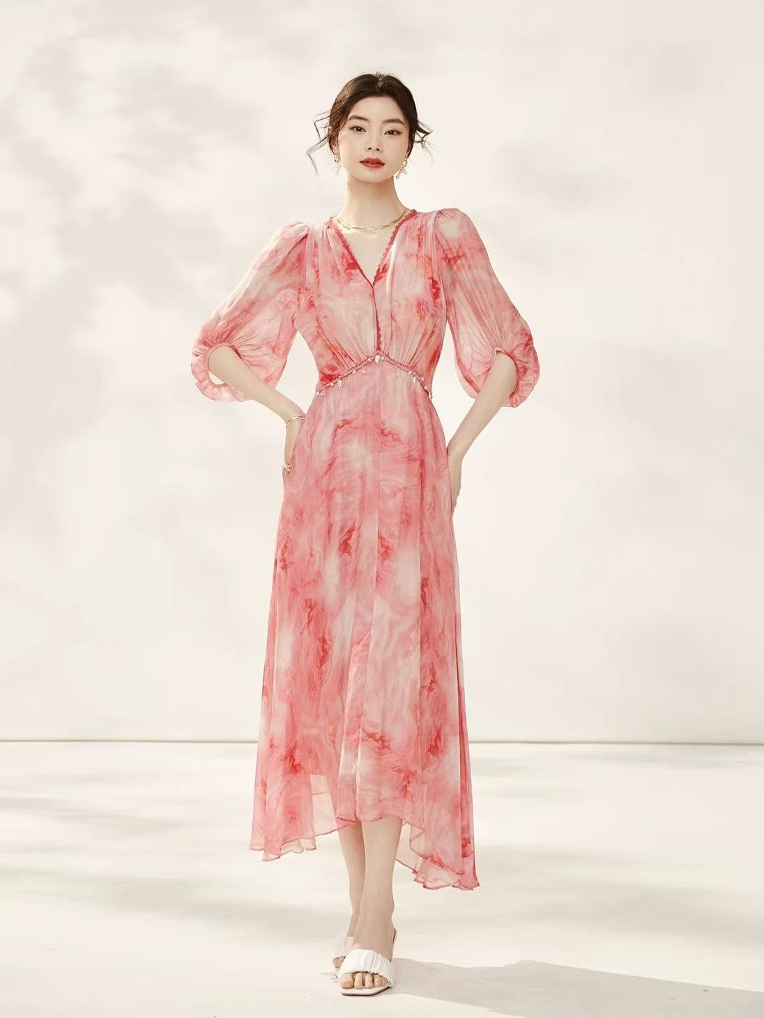 B04 2025夏季新款女款显瘦品牌系列