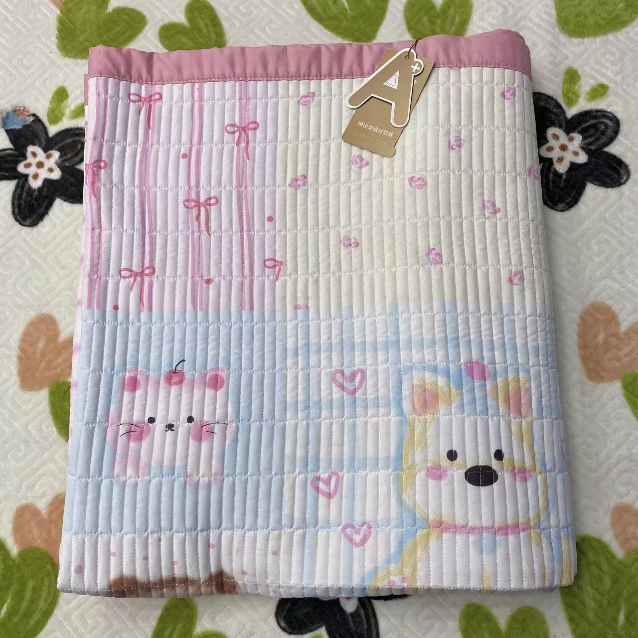【西高地】母婴A类双面加厚珩缝四季通用床盖，亲肤透气防滑不跑床