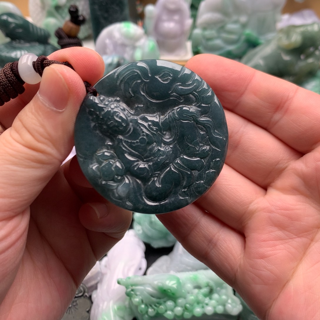 吊坠(不含链)未镶嵌翡翠