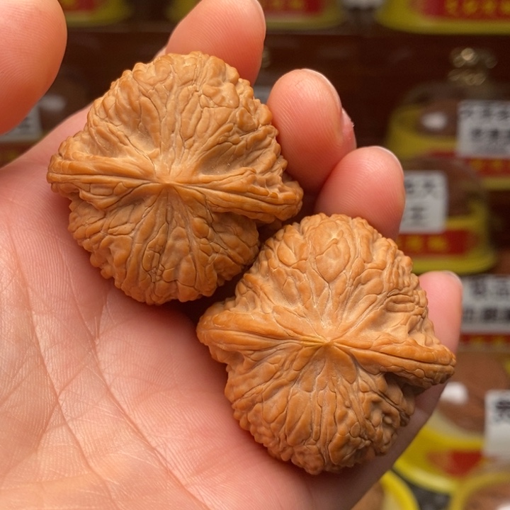 吊坠文玩核桃泥鳅背