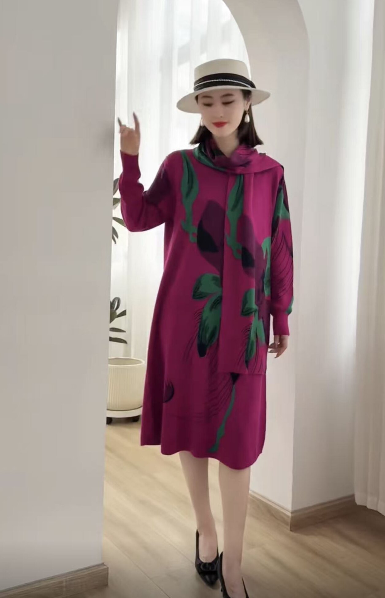 592秋冬长袖中长裙中长款民族风中老年女装休闲风常规圆领时尚风