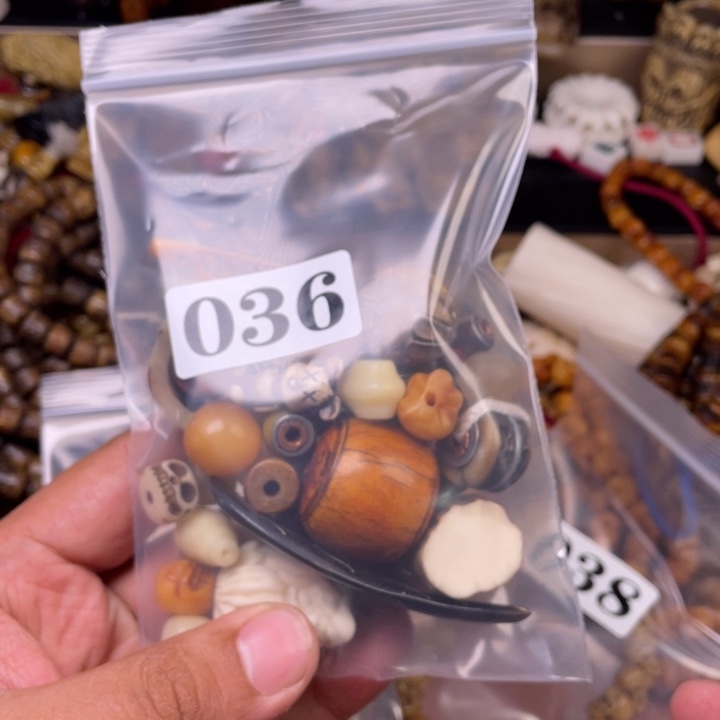 驼骨摆件用****2人攻击样子