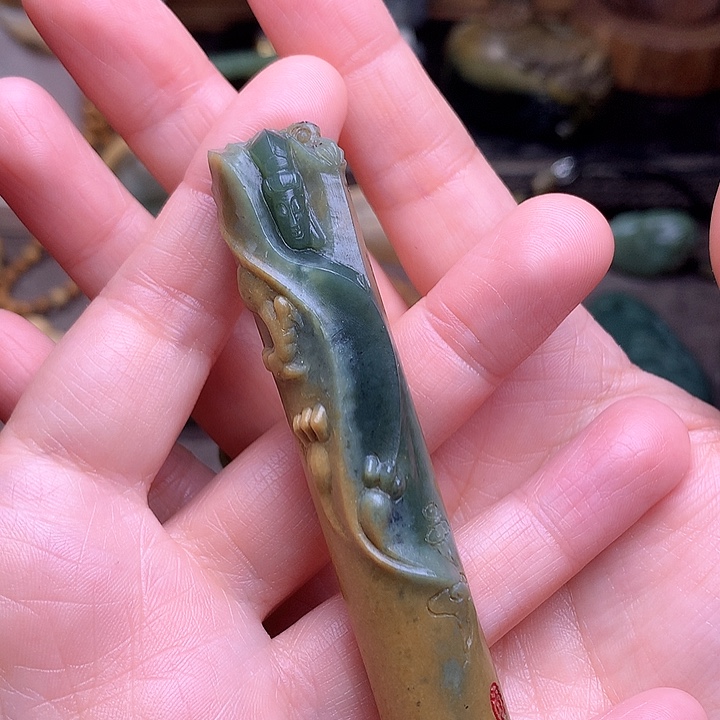 岫岩河磨玉（透闪石质玉）挂件未镶嵌