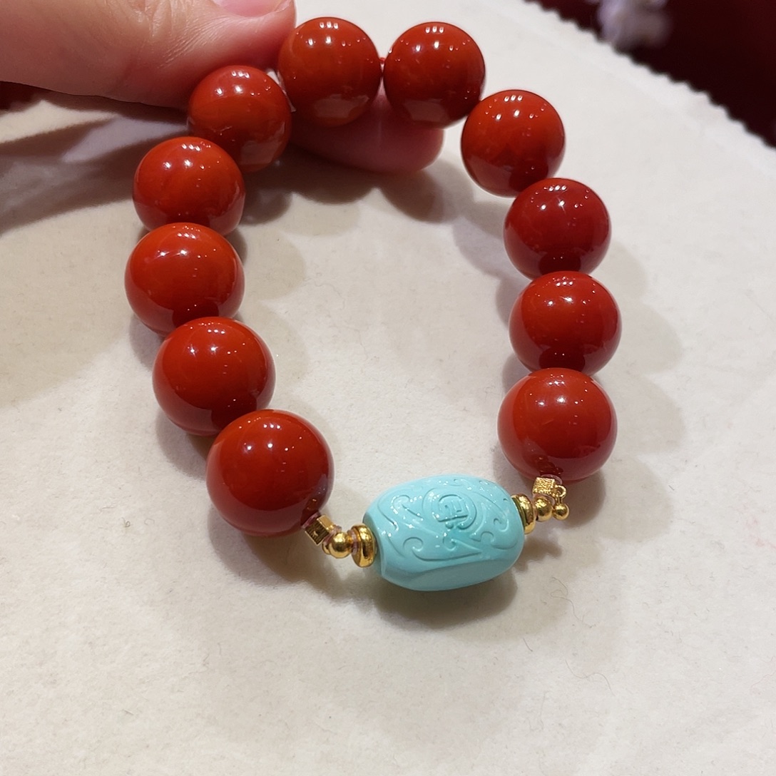 南红玛瑙18K金镶嵌手链