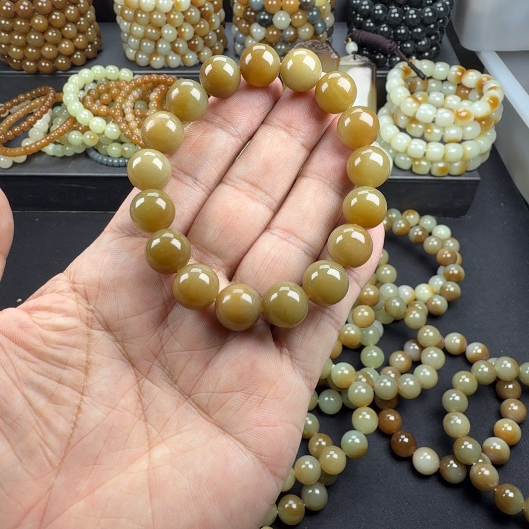 和田玉未镶嵌手链