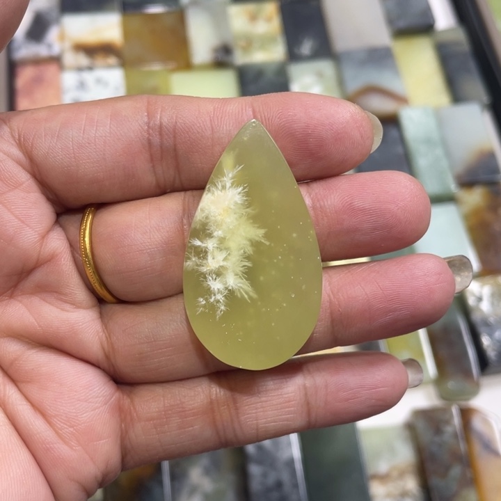 蛇纹石玉未镶嵌天然花玉平安无事牌