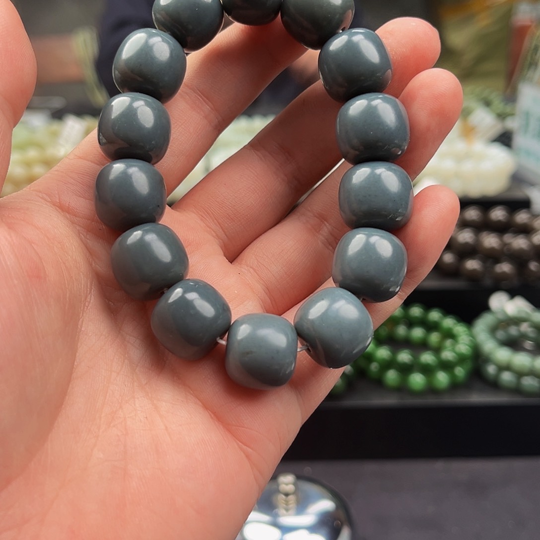 和田玉手串未镶嵌