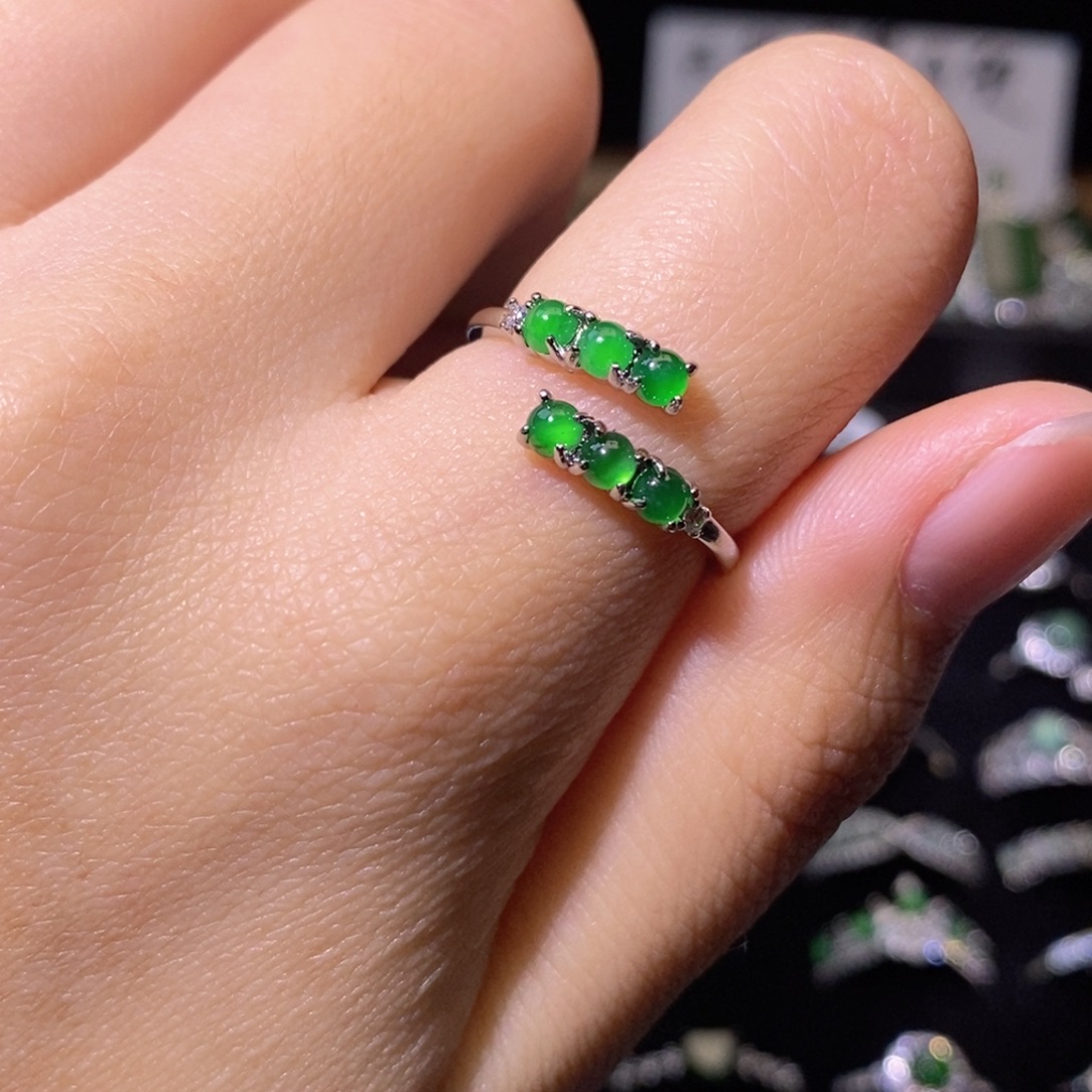 翡翠未镶嵌颈饰天然