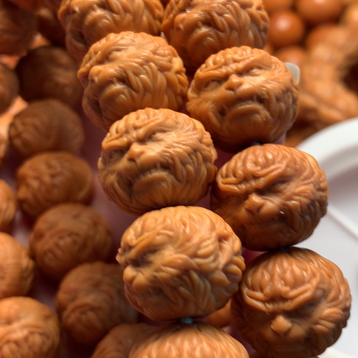 【闪购商品】猴头核桃手串换**情悟空