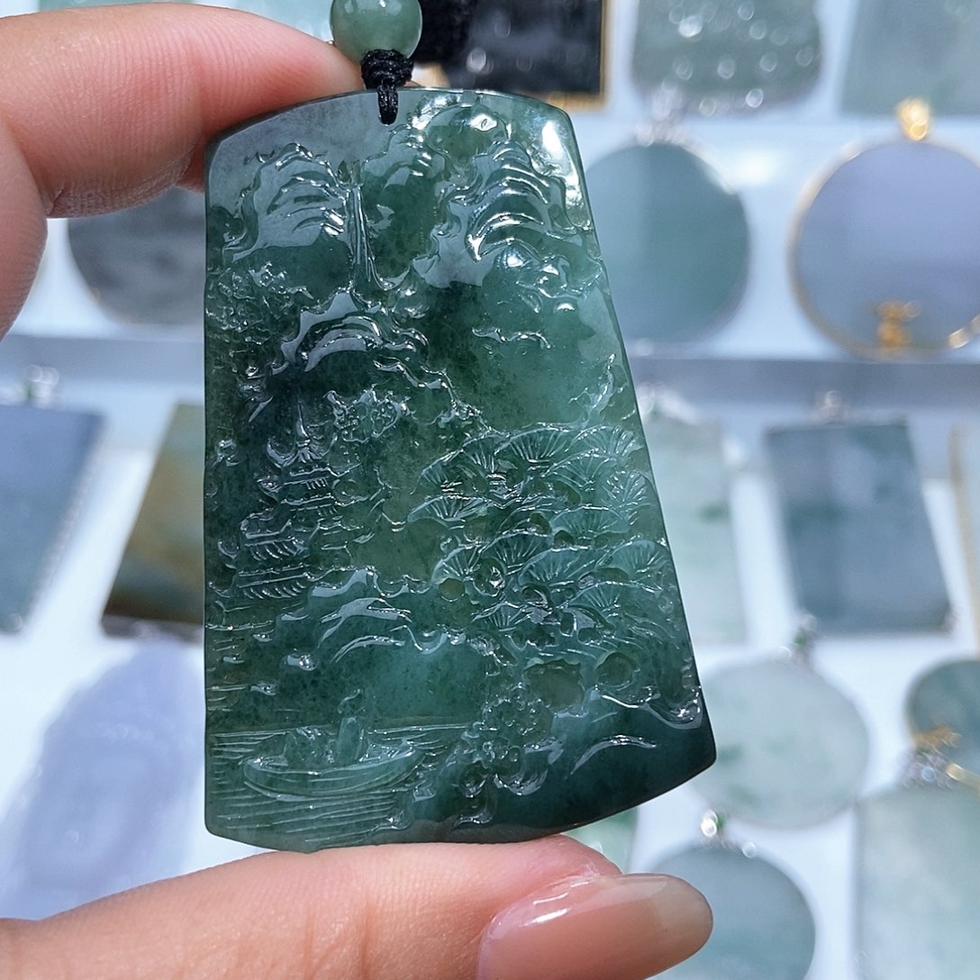 翡翠吊坠(不含链)未镶嵌