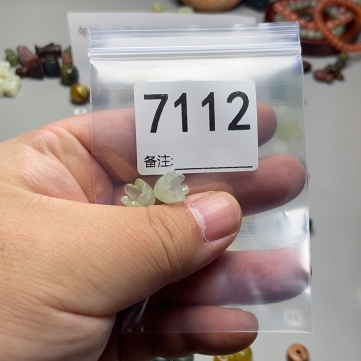 S***翁蛇纹石玉未镶嵌项链