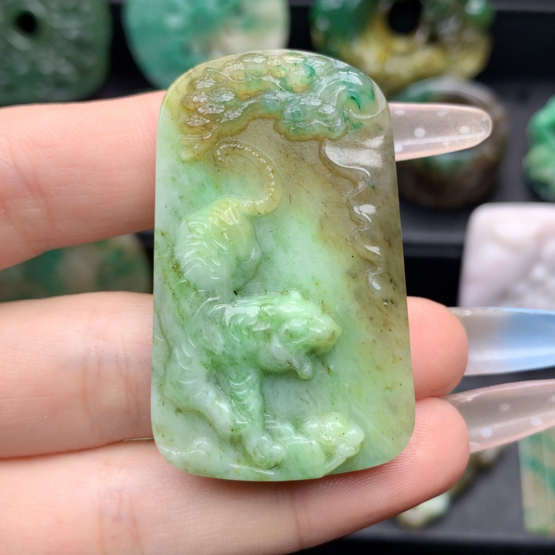 未镶嵌独山玉颈饰色线