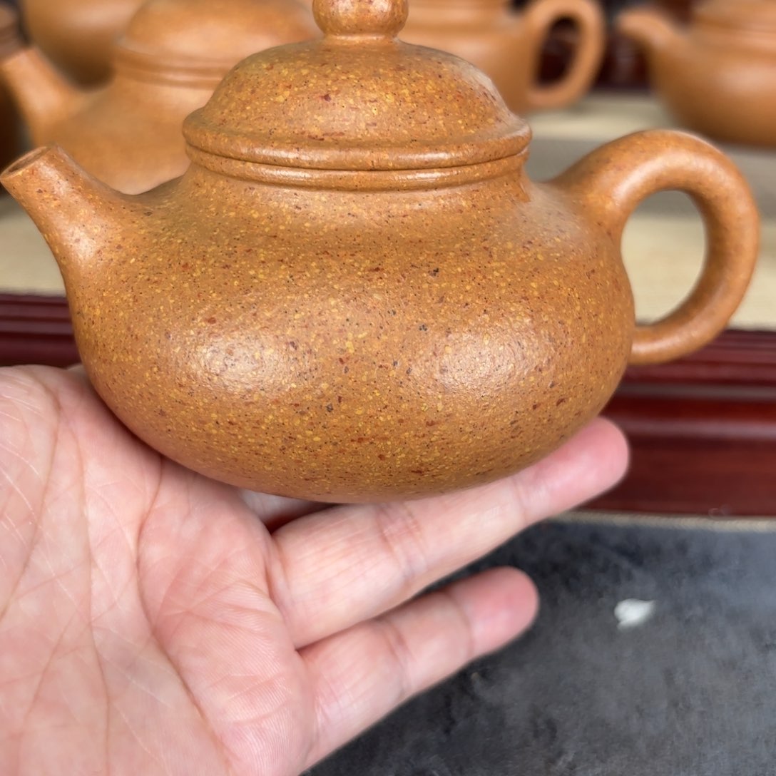紫砂茶壶飞***空梨皮黄段容天