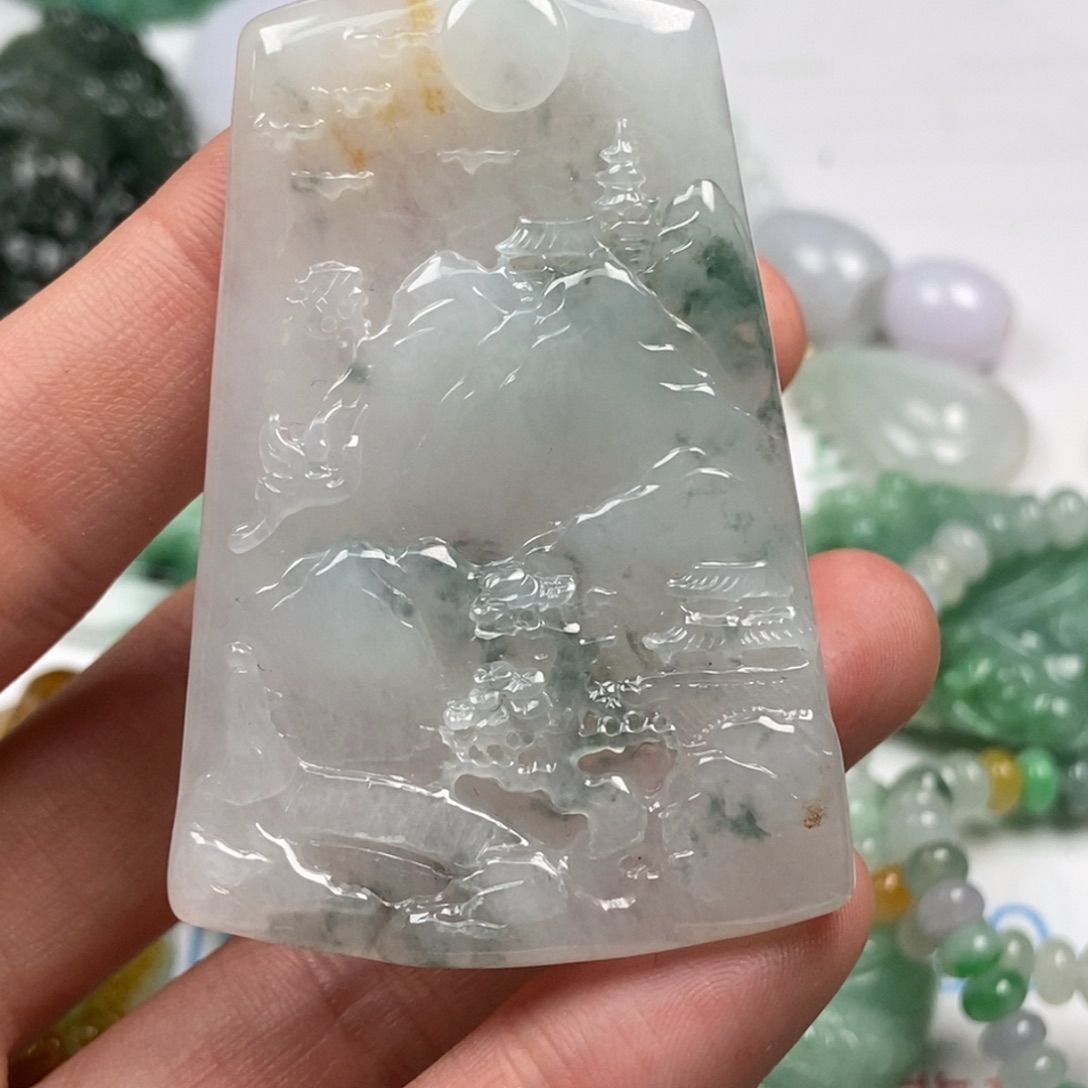 翡翠未镶嵌颈饰翡翠