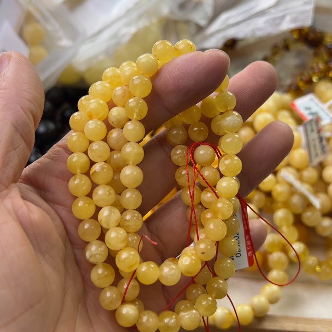 琥珀珠宝奇石未镶嵌