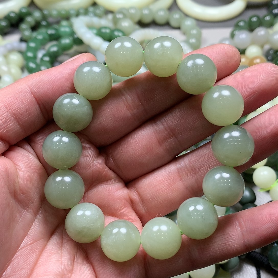 和田玉手链未镶嵌