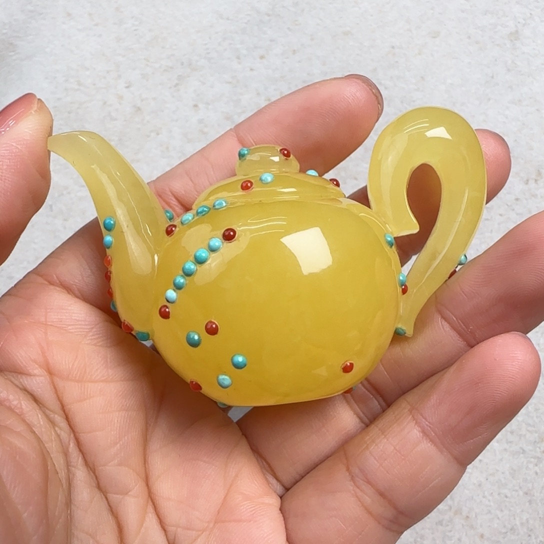 蜜蜡未镶嵌珠宝奇石