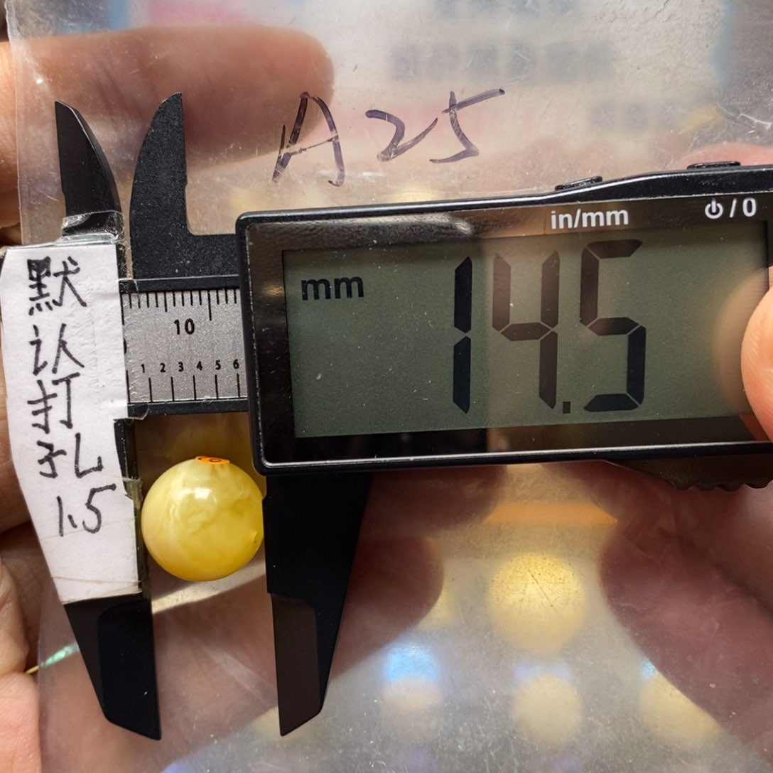 蜜蜡裸石未镶嵌微瑕性价比巨高