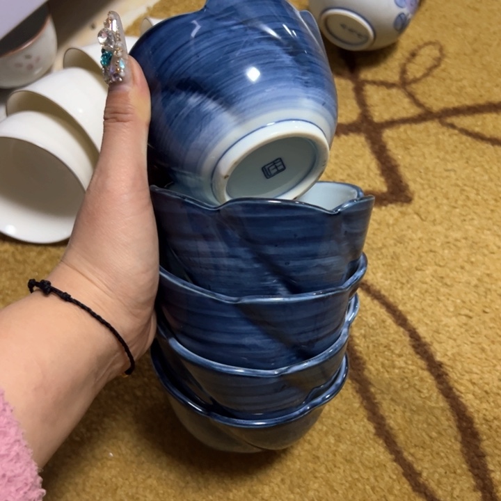 盖碗瓷器直播放漏中