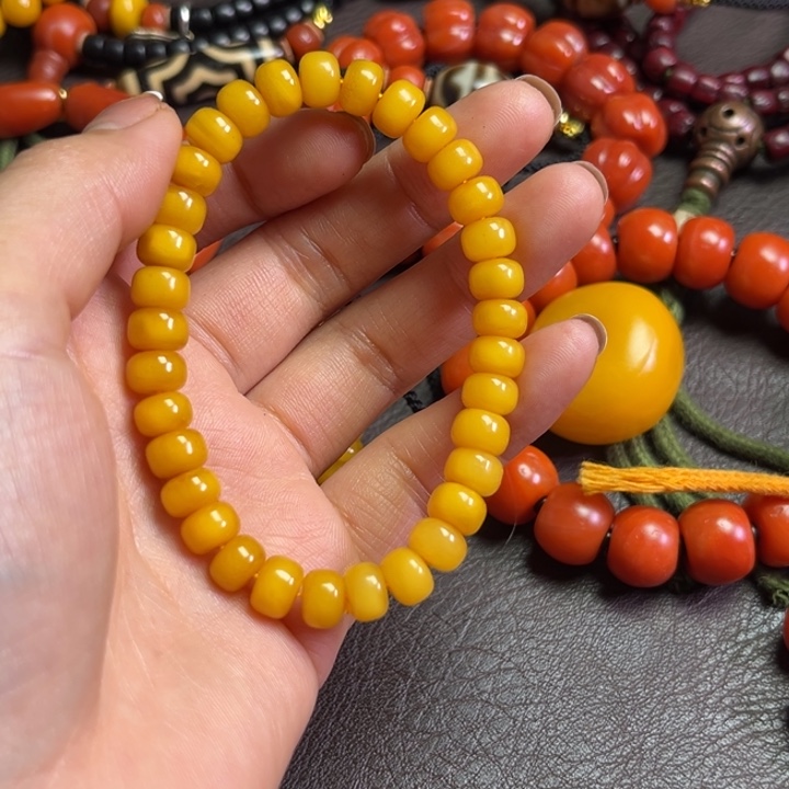 颈饰琉璃小*主琉璃……………