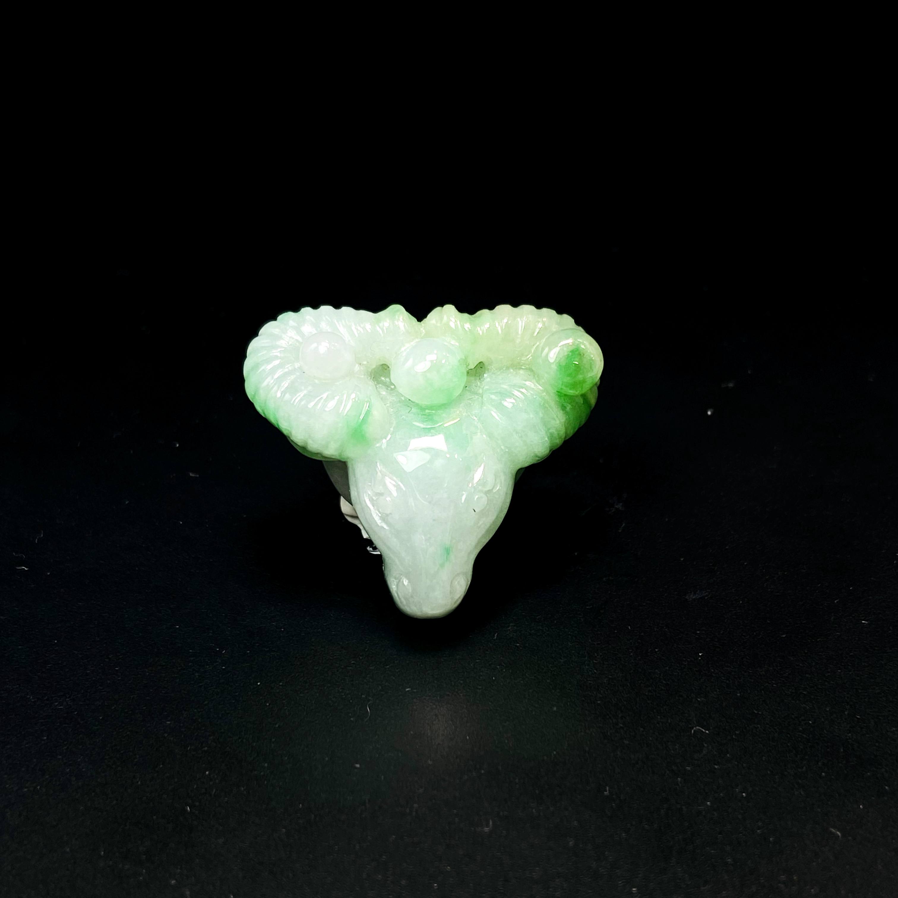 RX10天然缅甸A货翡翠绿羊首吊坠/092781/北京中保拍卖