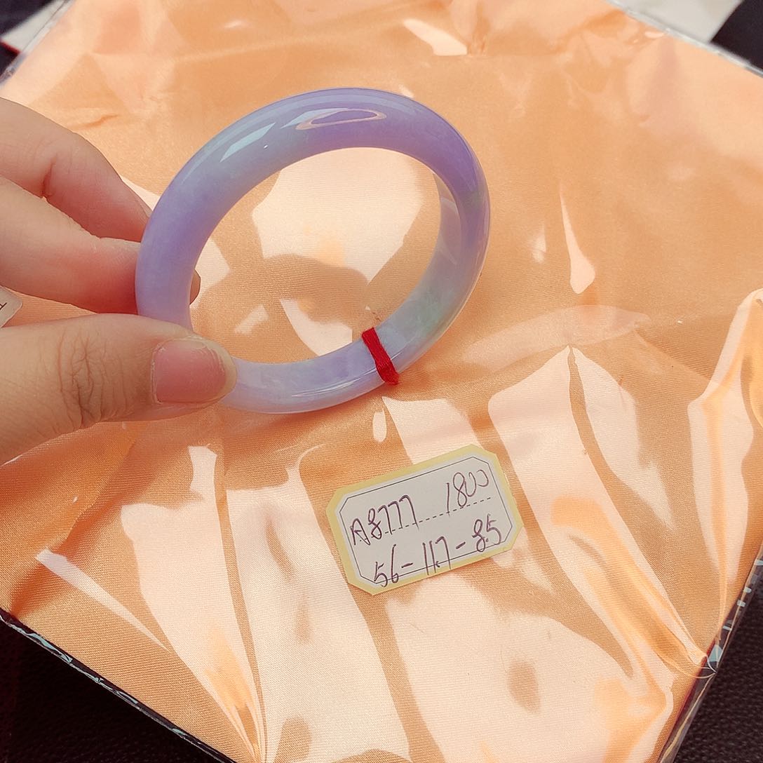 翡翠手镯未镶嵌黛****柳天然缅甸翡翠A货