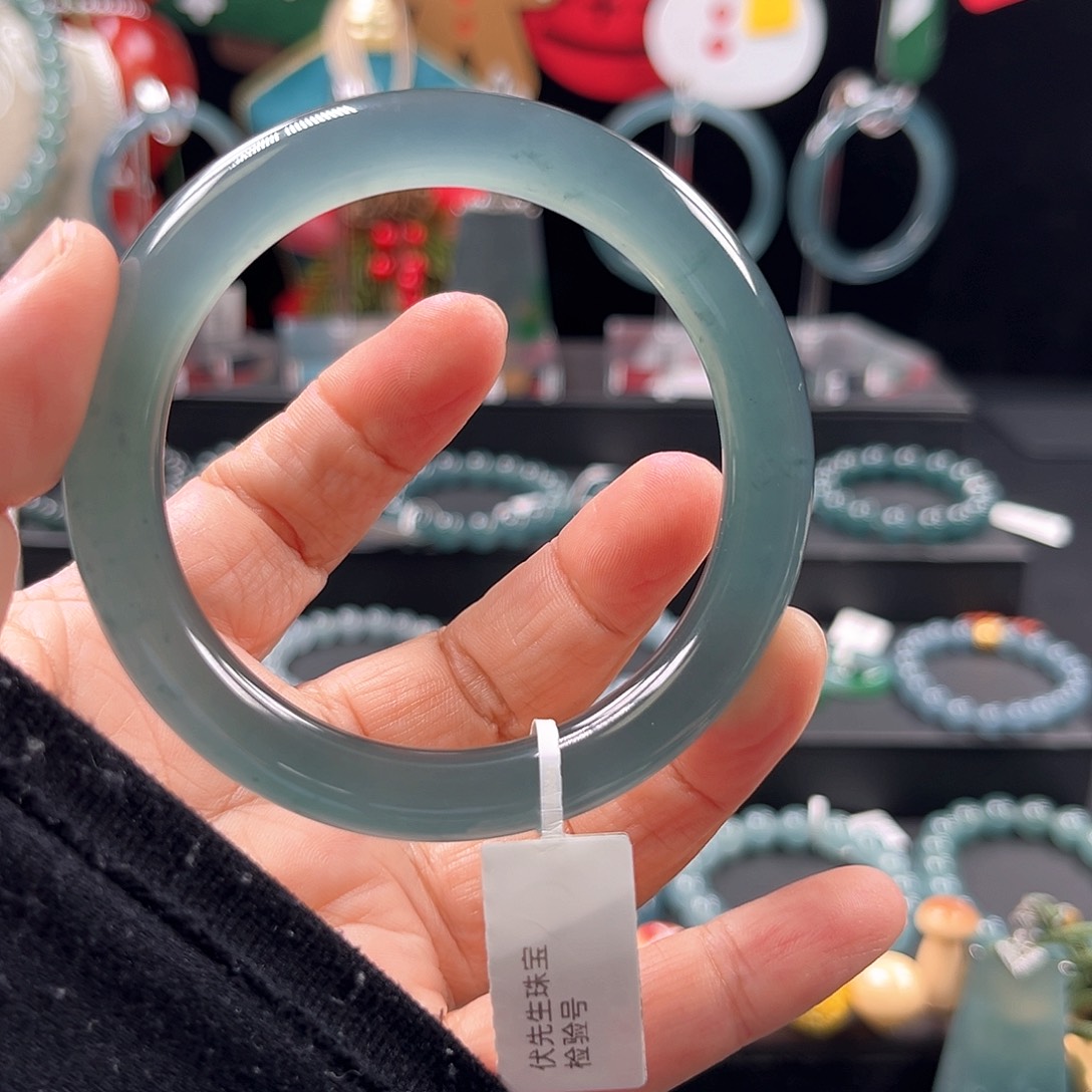 B***n翡翠未镶嵌手链天然a货翡翠手镯57/9.7/9.5