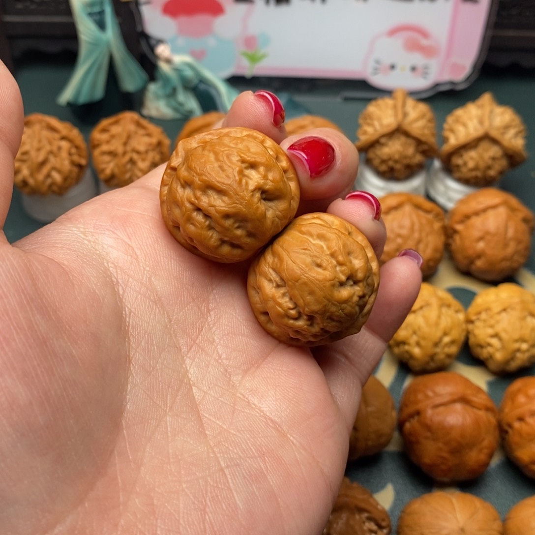 文玩核桃把件玉石方尊