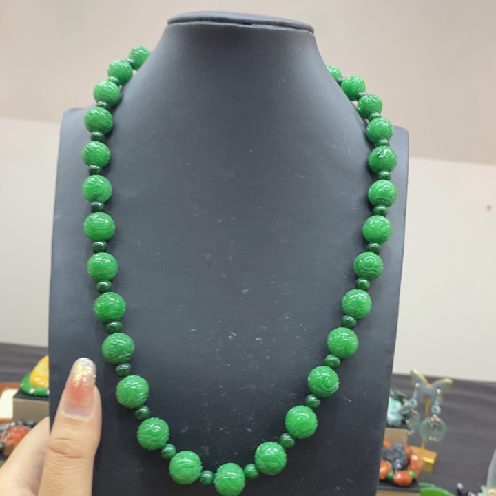 用****翡翠未镶嵌颈饰项链9