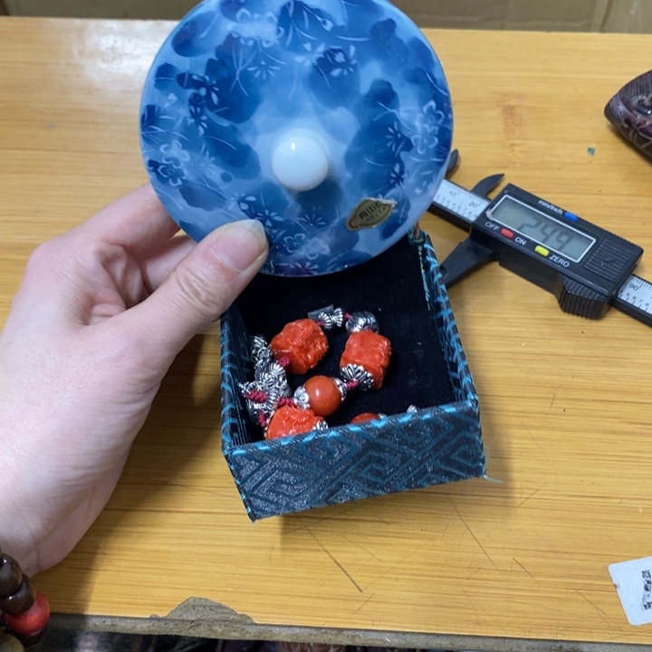 摆件中古工艺品一件