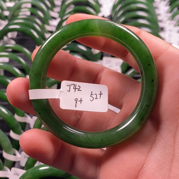 未镶嵌手镯和田玉（碧玉）52