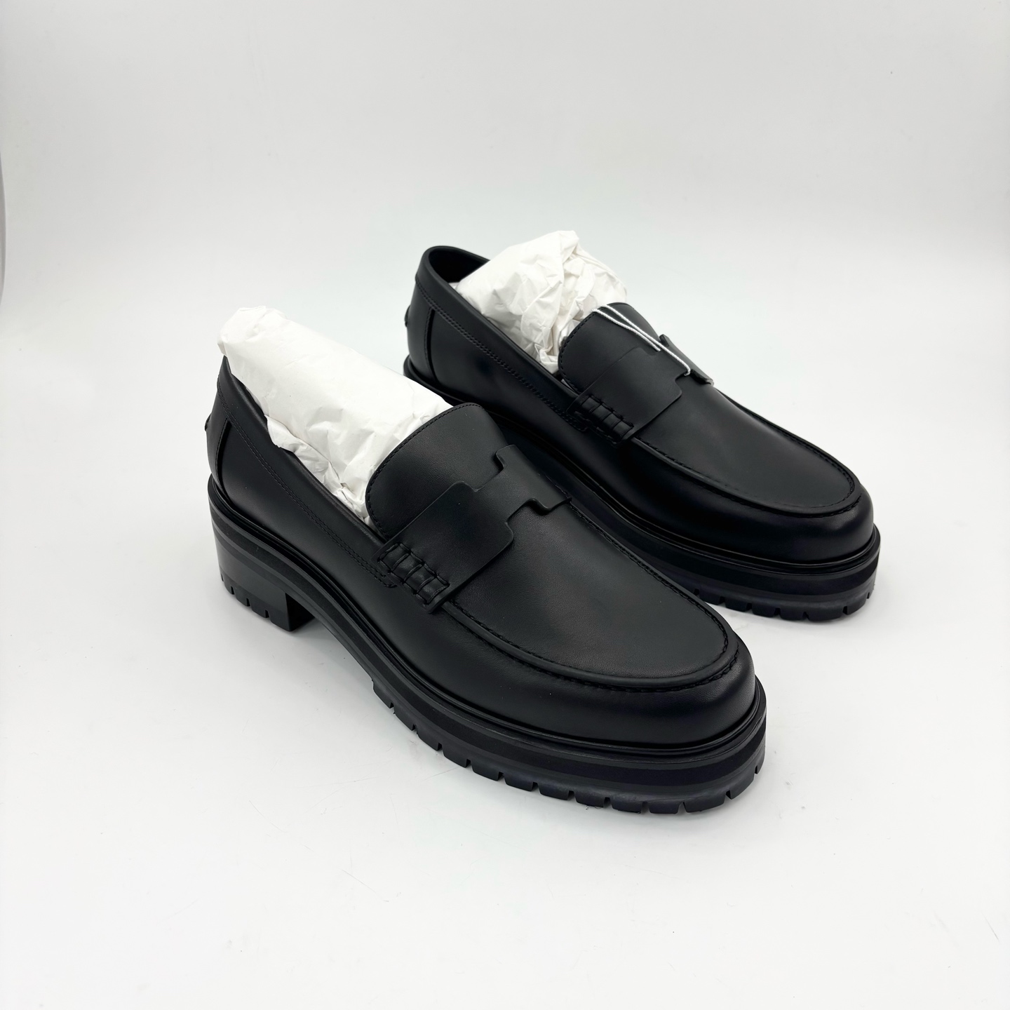 未使用 Hermes/爱马仕 37码/黑色厚底h乐福鞋/p0370